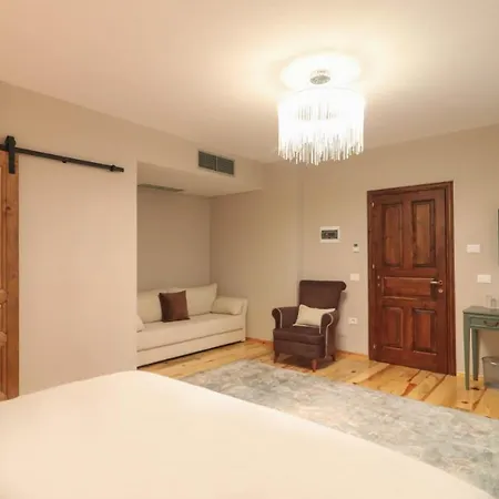 Ne Kroi Pensionat 4*