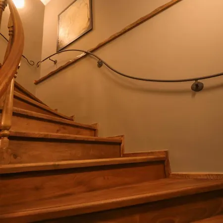 ゲストハウス Ne Kroi 4*