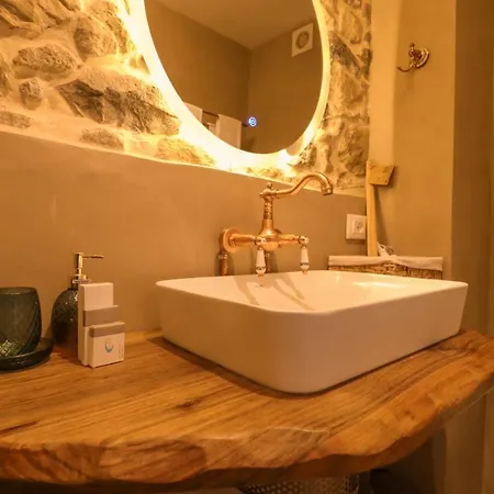 Ne Kroi ゲストハウス