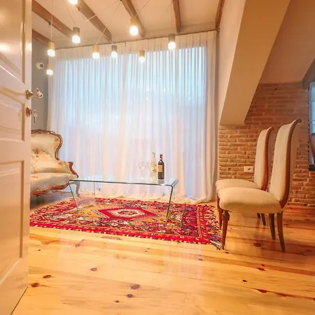 Ne Kroi ゲストハウス 4*